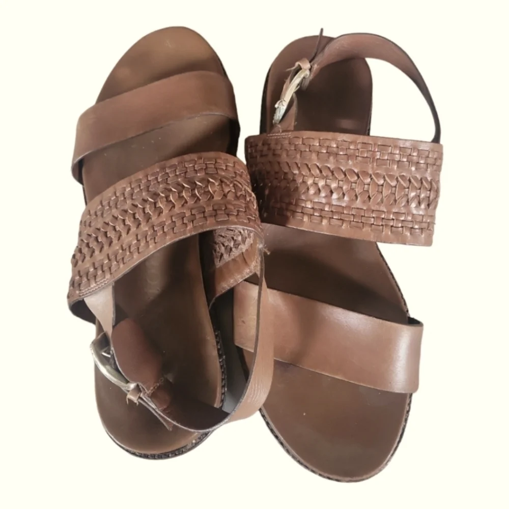 Brighton Hana Caramel Leather Celtic Knot Adorn 1